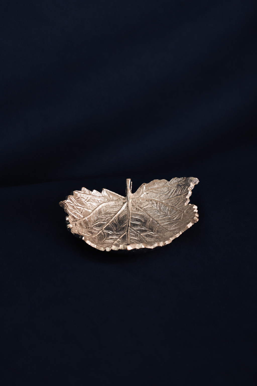 Silver Chinar Leaf Bowl